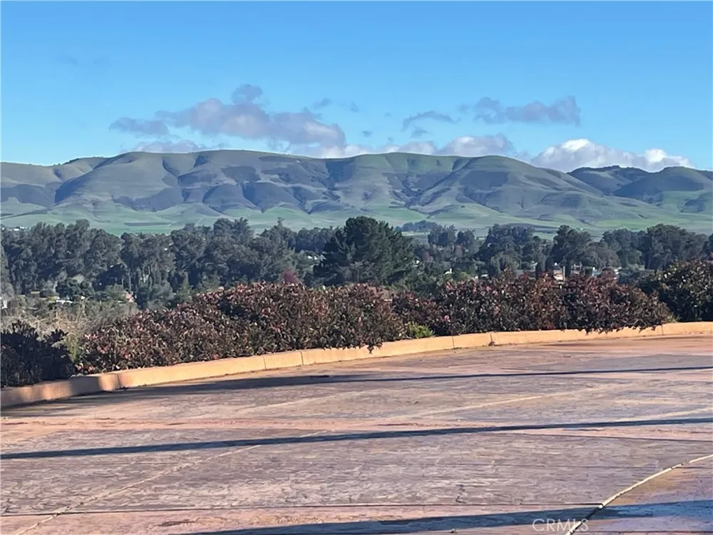 1685 Scenic View Way Nipomo, CA 93444