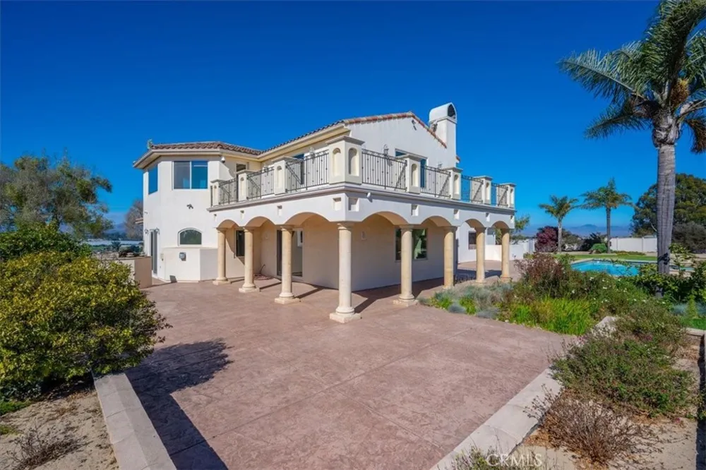 1685 Scenic View Way Nipomo, CA 93444