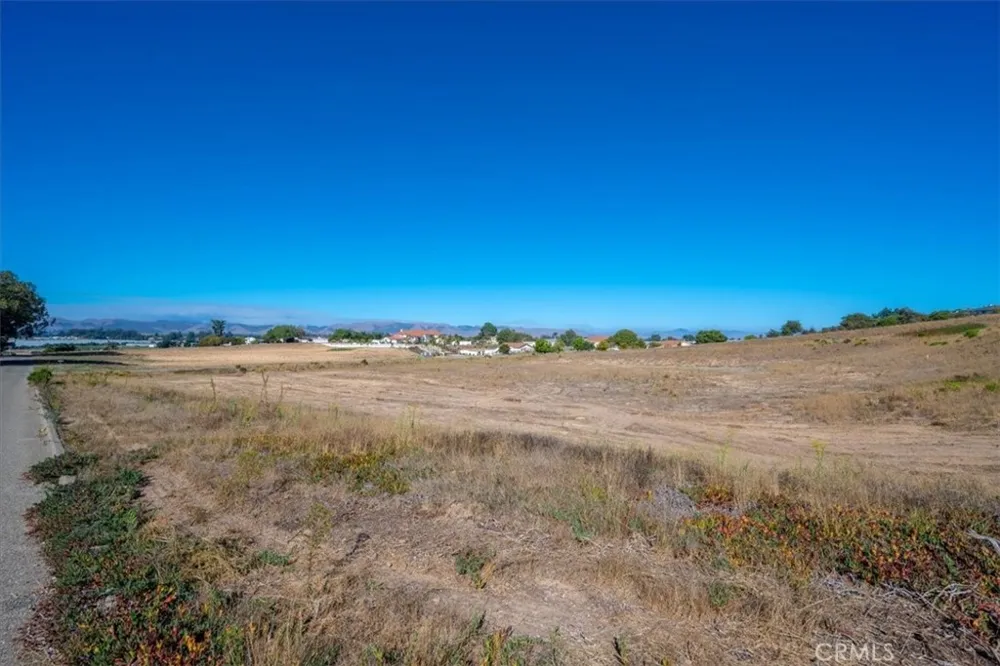1685 Scenic View Way Nipomo, CA 93444