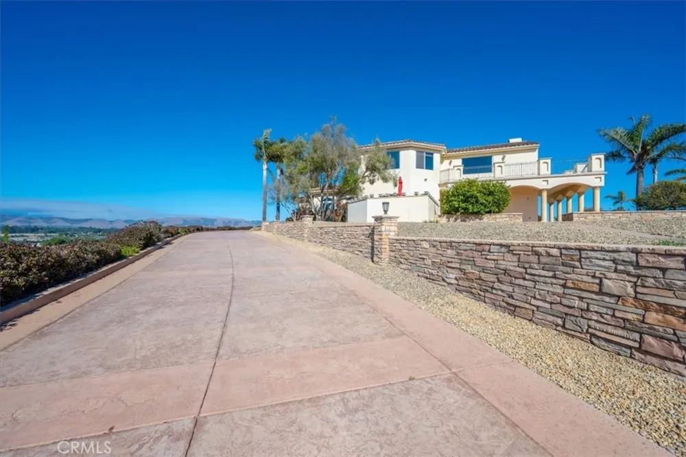 1685 Scenic View Way Nipomo, CA 93444