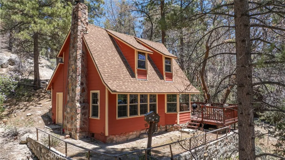 352 Big Bear Trail Fawnskin, CA 92333