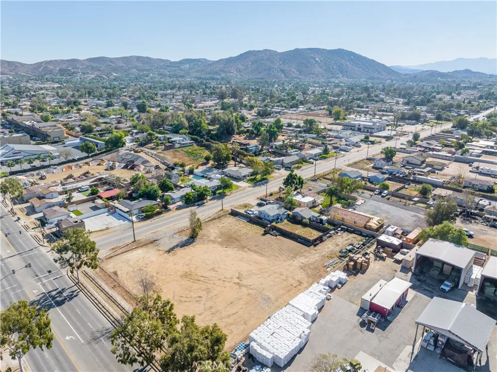 1100 6th St Norco, CA 92860