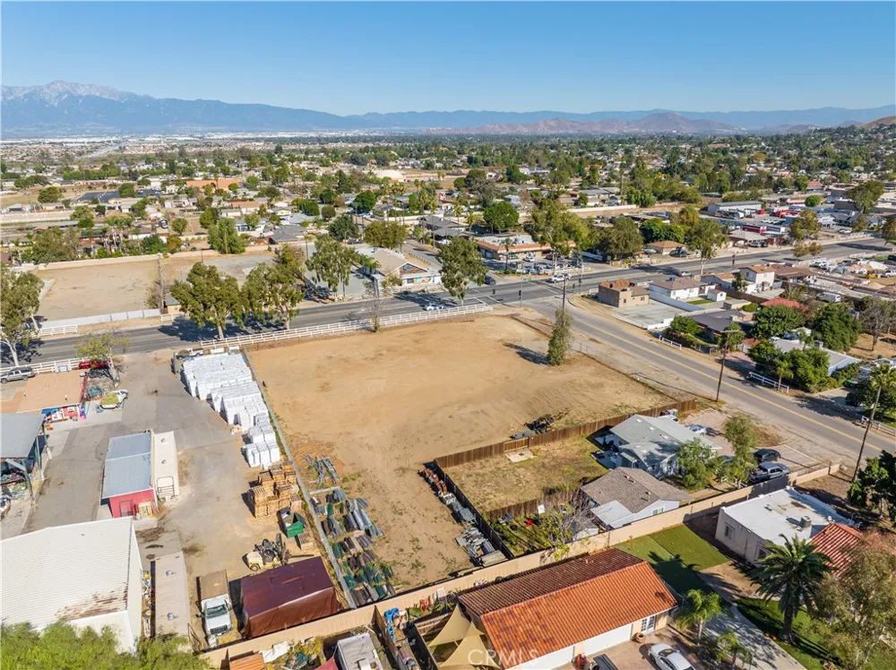 1100 6th St Norco, CA 92860