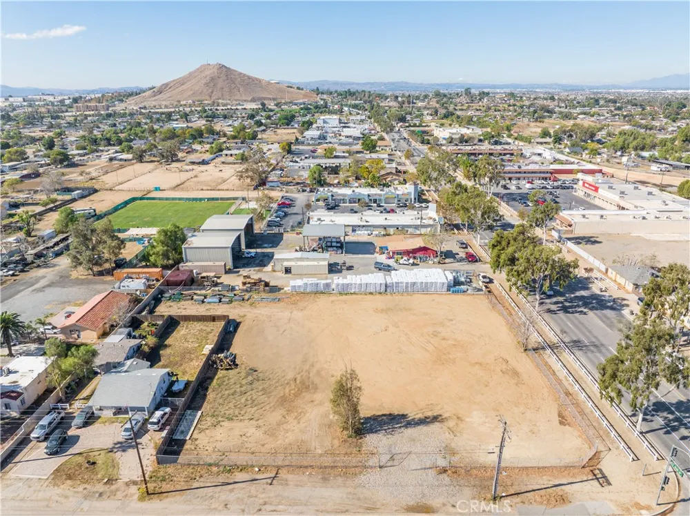 1100 6th St Norco, CA 92860