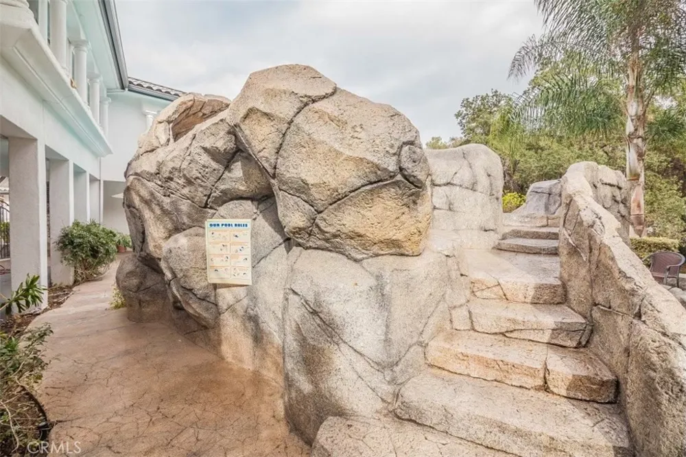 4305 Sunflower Avenue Covina, CA 91724