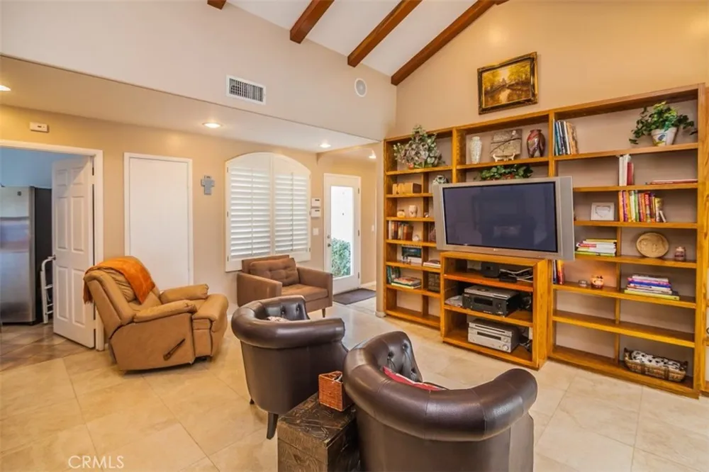 4305 Sunflower Avenue Covina, CA 91724