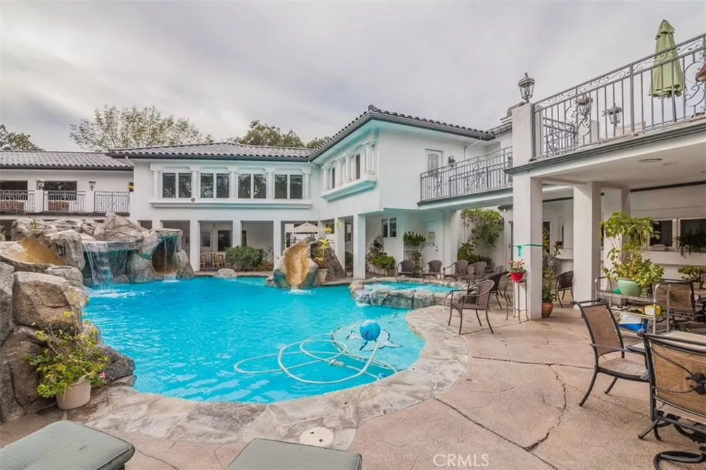 4305 Sunflower Avenue Covina, CA 91724