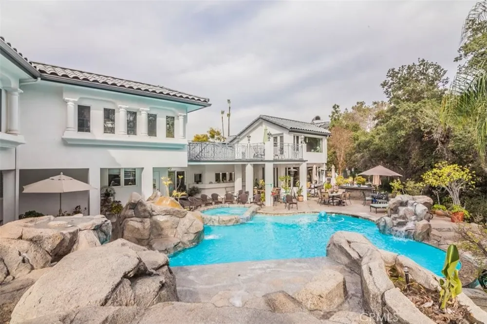 4305 Sunflower Avenue Covina, CA 91724