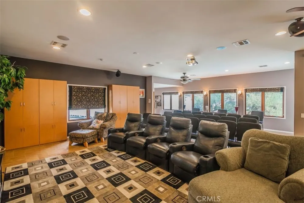 4305 Sunflower Avenue Covina, CA 91724