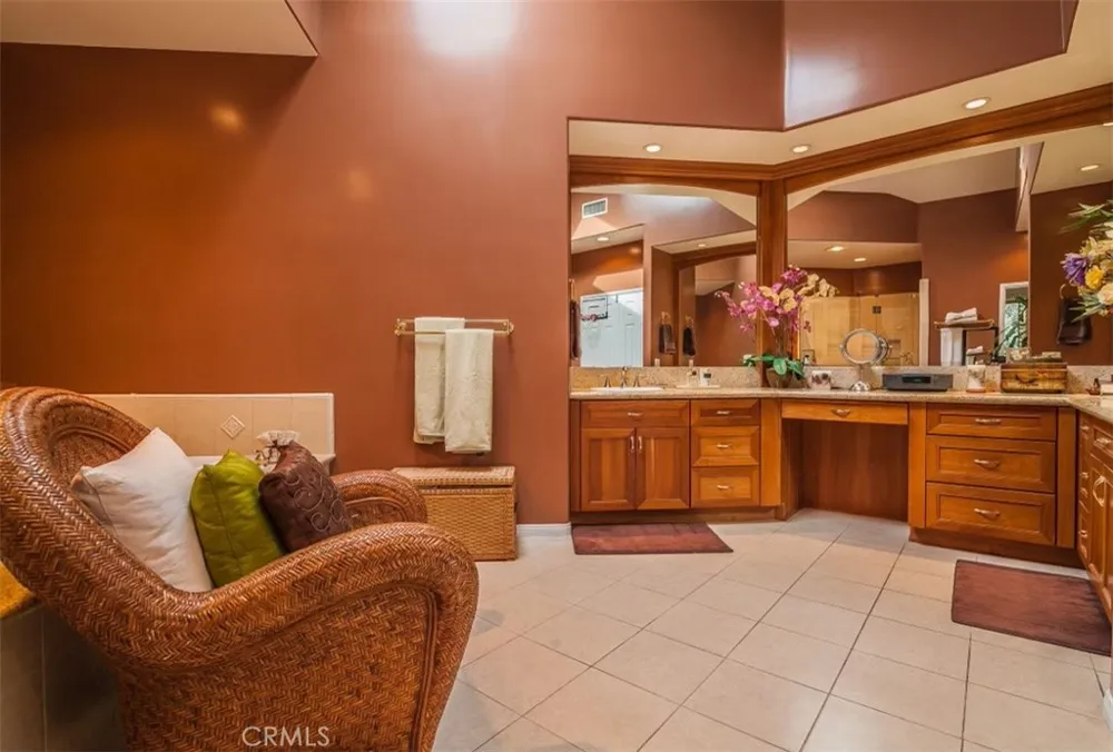 4305 Sunflower Avenue Covina, CA 91724