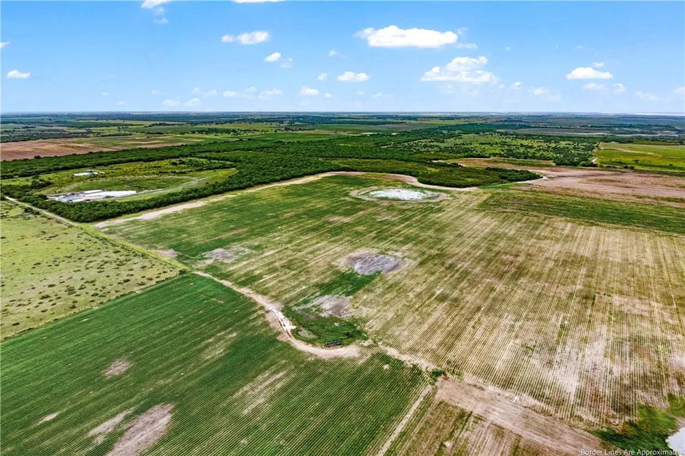 9 E County Road 2300 Riviera, TX 78379