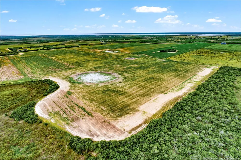 9 E County Road 2300 Riviera, TX 78379