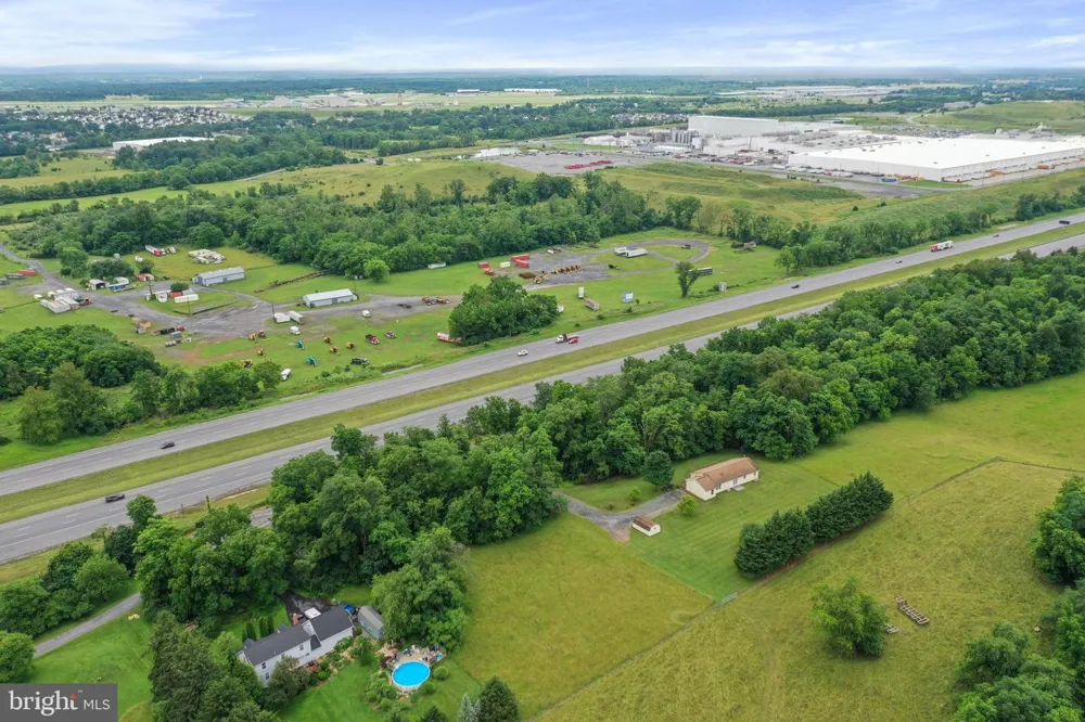 HAROLD DRIVE Martinsburg, WV 25403