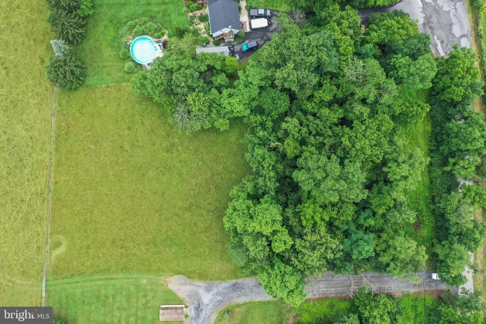 HAROLD DRIVE Martinsburg, WV 25403