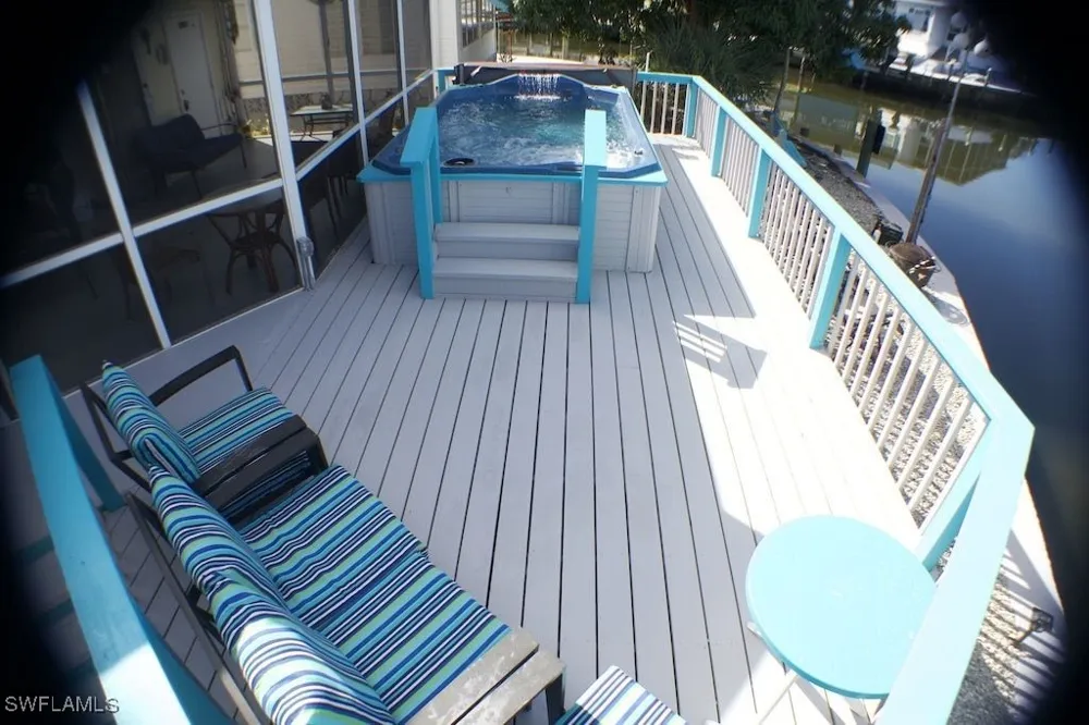 BINNACLE LANE St James City, FL 33956