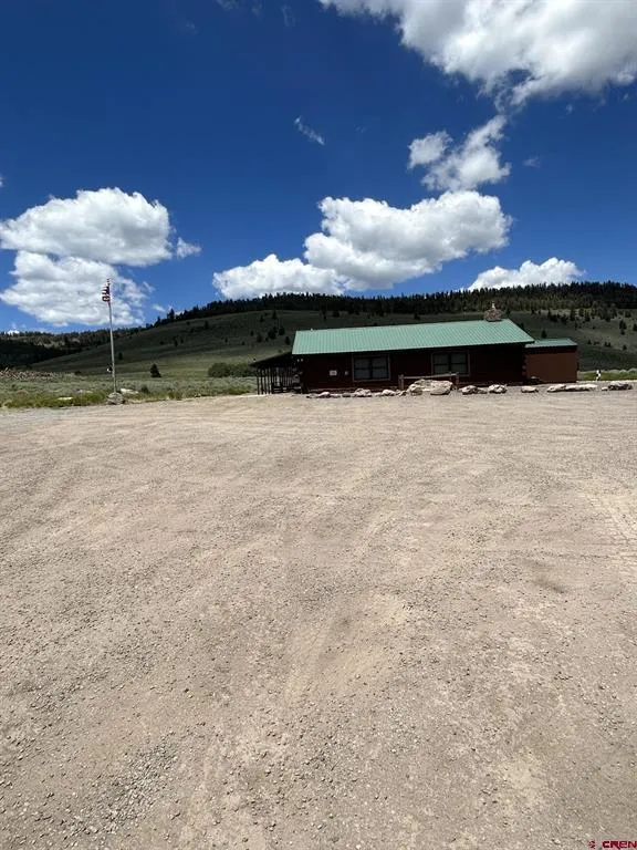 522 Monarch Rd. Powderhorn, CO 81243
