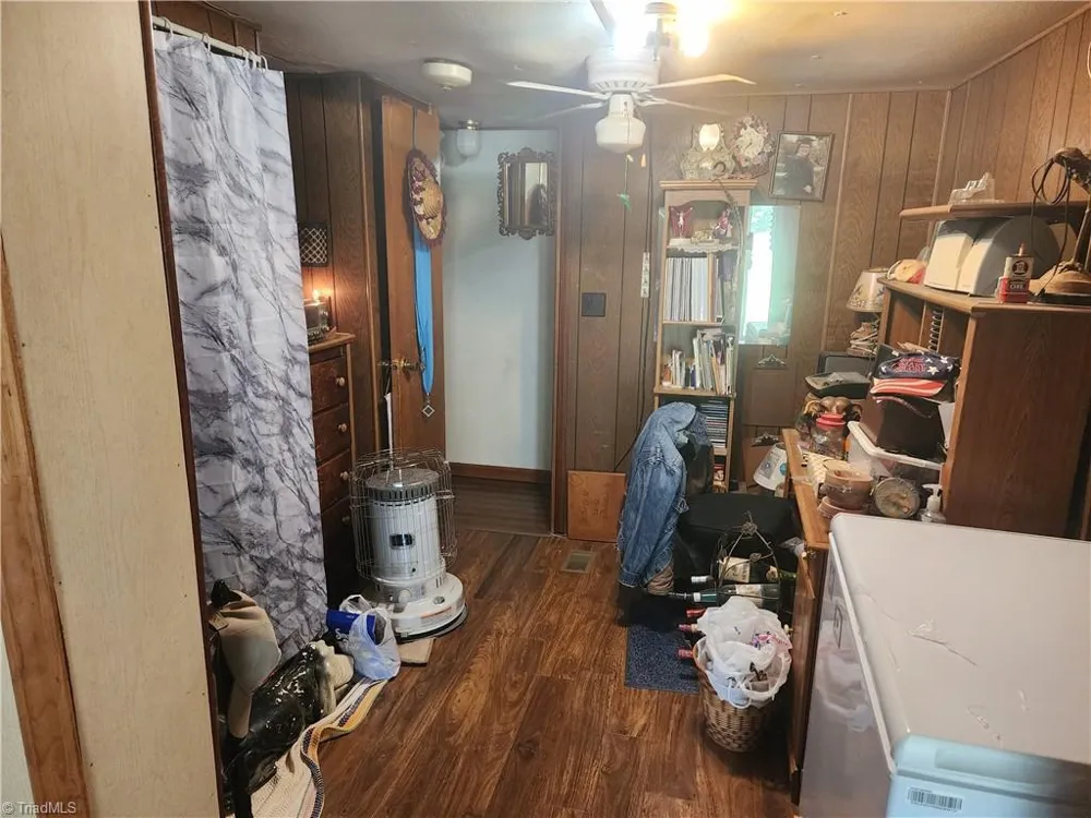 5249 Forbush Road East Bend, NC 27018