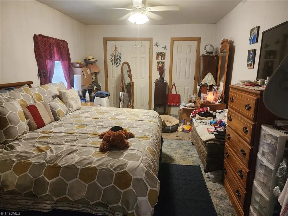 5249 Forbush Road East Bend, NC 27018
