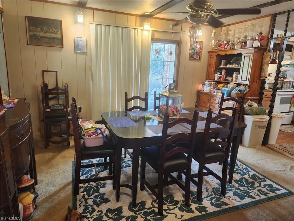 5249 Forbush Road East Bend, NC 27018