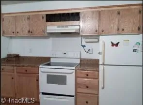 5249 Forbush Road East Bend, NC 27018