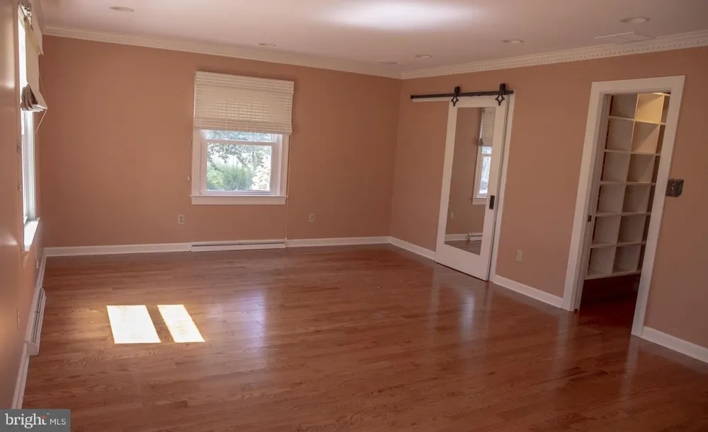 27135 E LILLIAN STREET Hebron, MD 21830