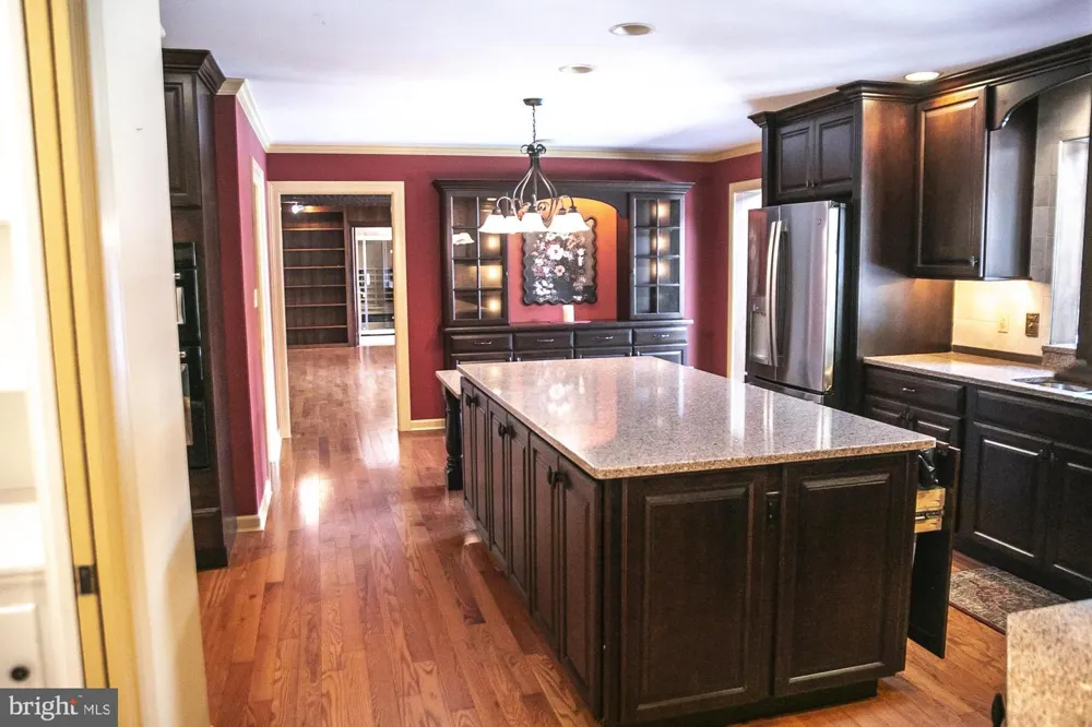 27135 E LILLIAN STREET Hebron, MD 21830