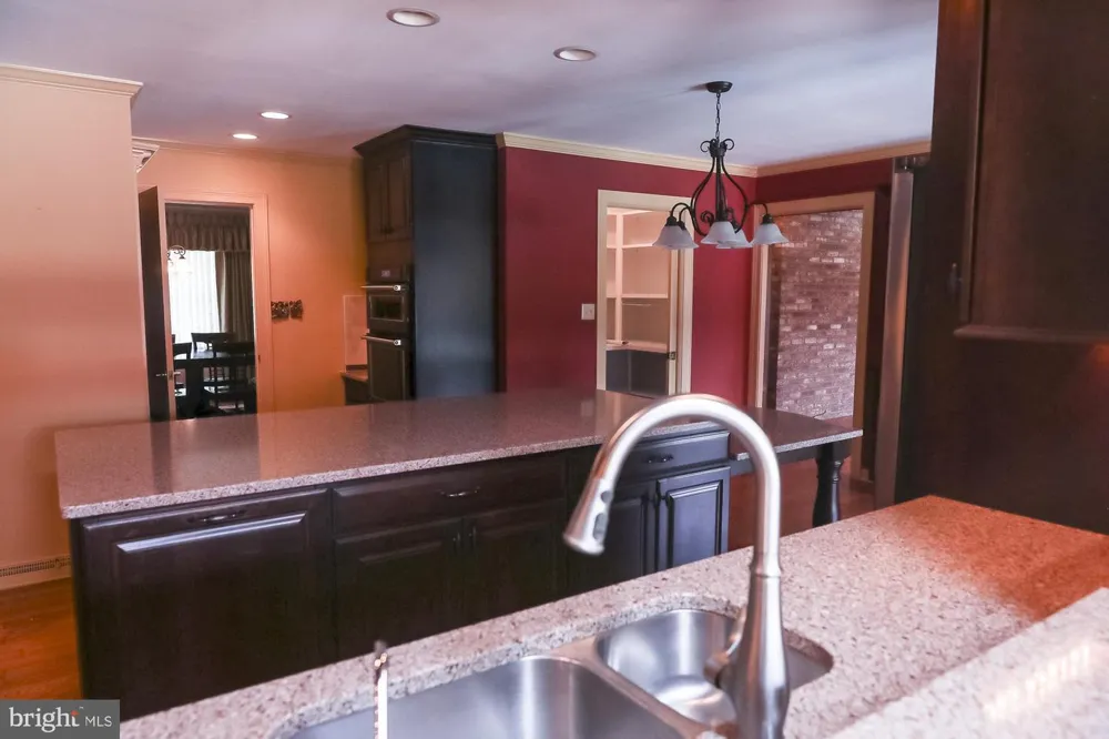 27135 E LILLIAN STREET Hebron, MD 21830