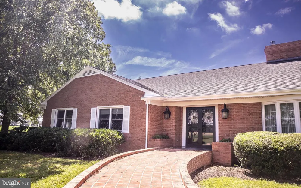 27135 E LILLIAN STREET Hebron, MD 21830