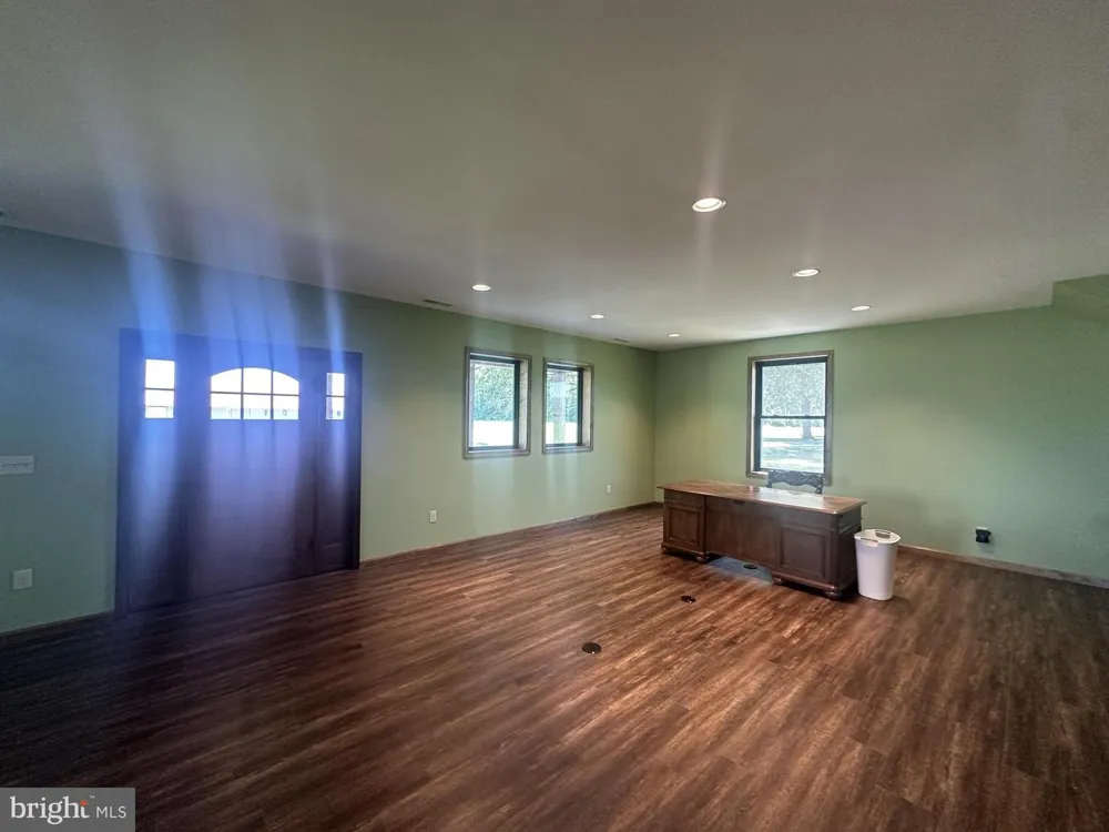 27135 E LILLIAN STREET Hebron, MD 21830