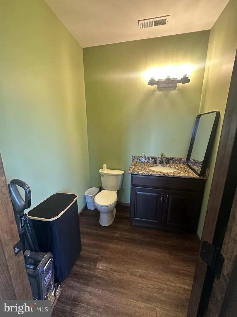 27135 E LILLIAN STREET Hebron, MD 21830