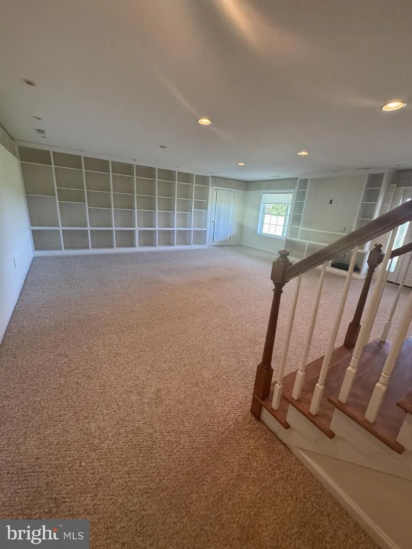 27135 E LILLIAN STREET Hebron, MD 21830
