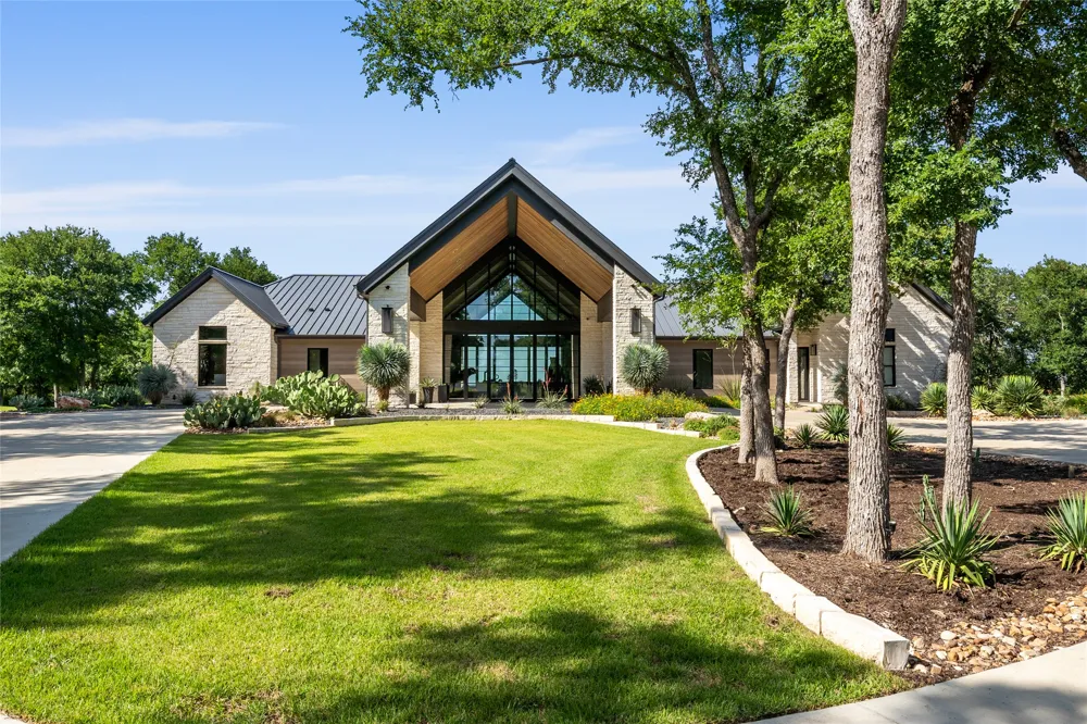 19102 Post Oak Road Bartlett, TX 76511
