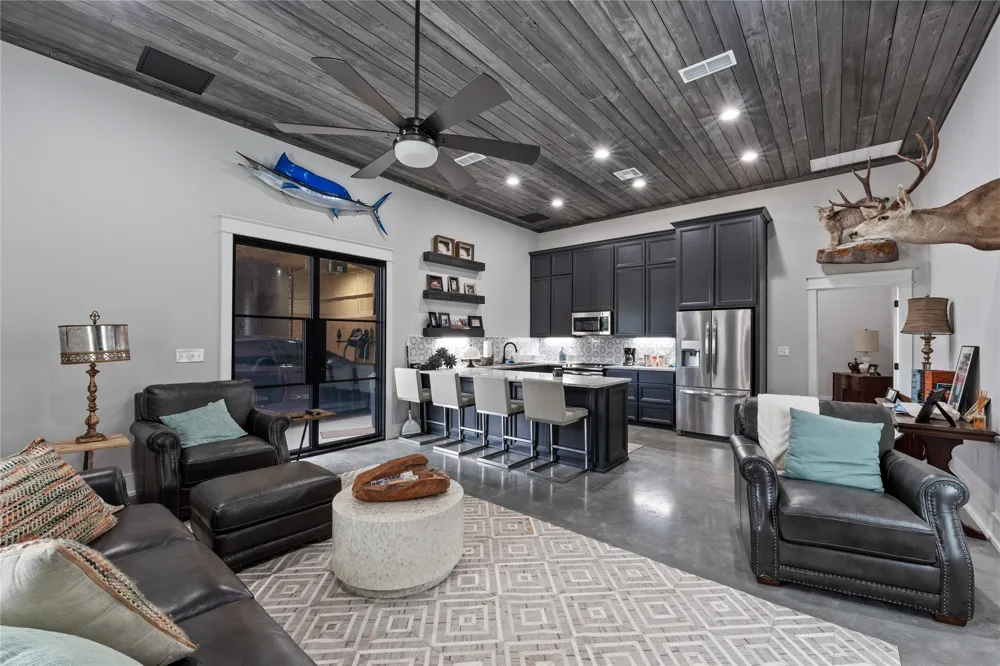 19102 Post Oak Road Bartlett, TX 76511