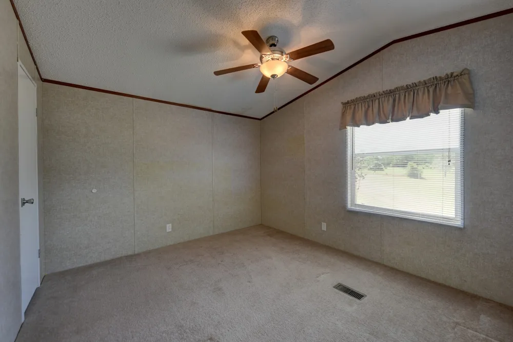 1368 County Road 207 Giddings, TX 78942