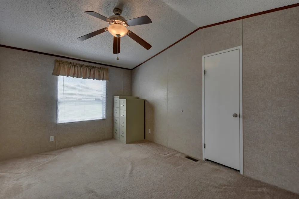 1368 County Road 207 Giddings, TX 78942