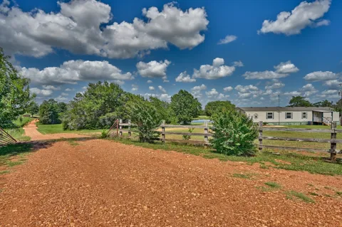1368 County Road 207