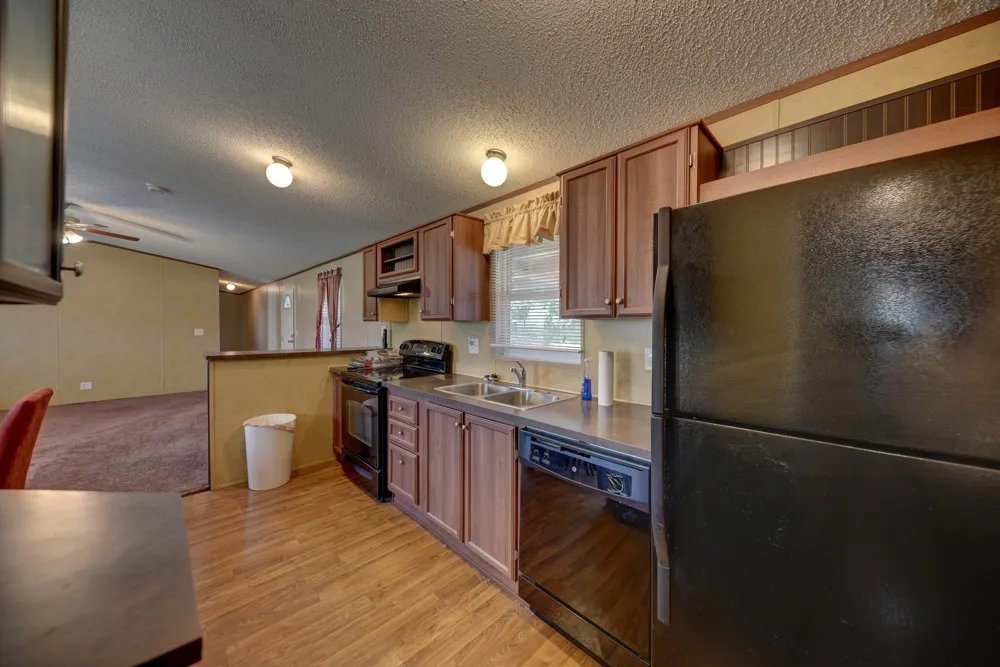 1368 County Road 207 Giddings, TX 78942