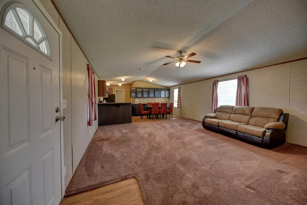 1368 County Road 207 Giddings, TX 78942