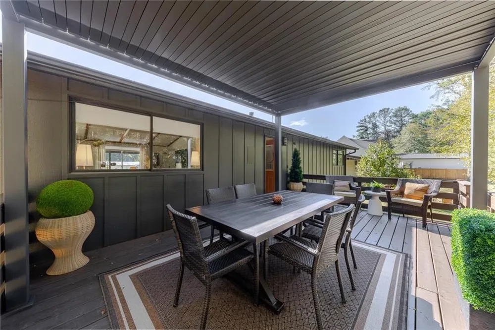 111 Robinhood Drive Woodstock, GA 30188