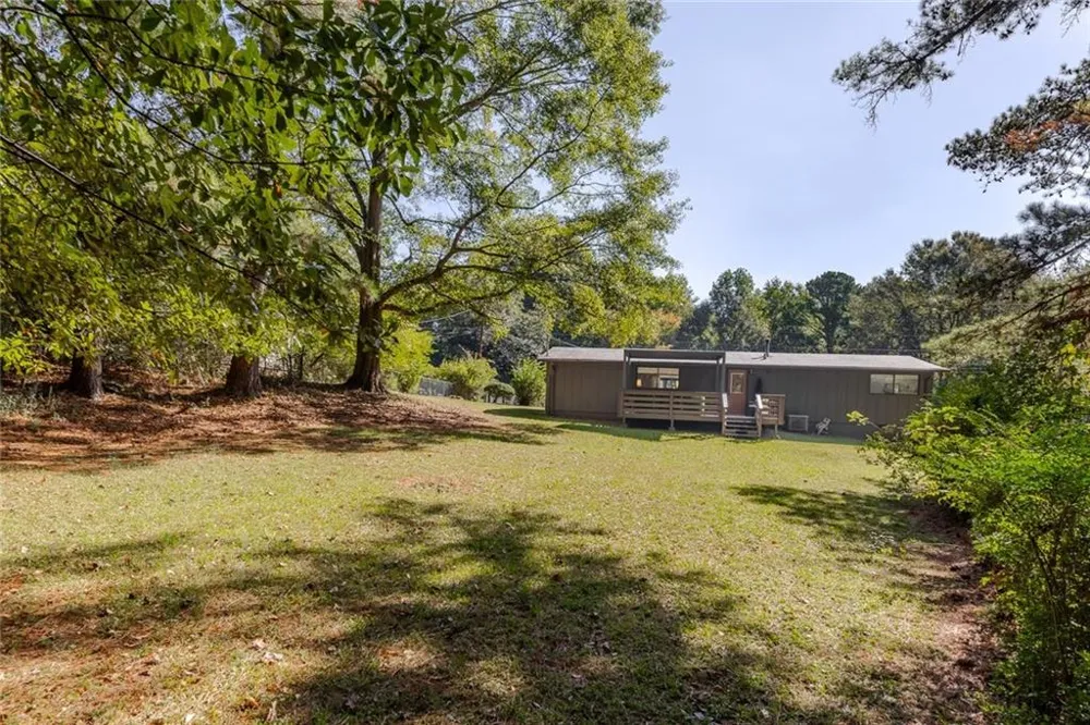 111 Robinhood Drive Woodstock, GA 30188