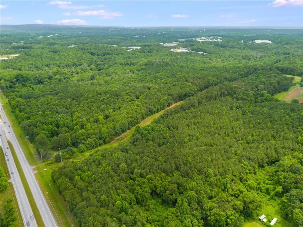 2464 N 27 Highway & Bagwell Road Carrollton, GA 30117