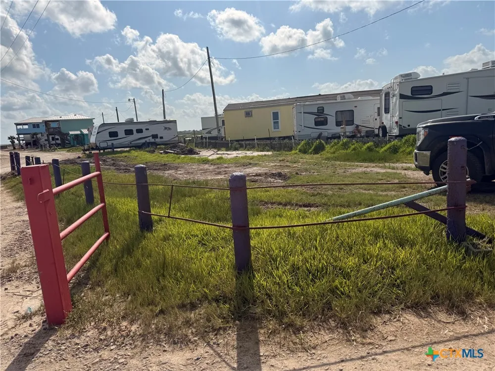 7 Bell Street Port Lavaca, TX 77979