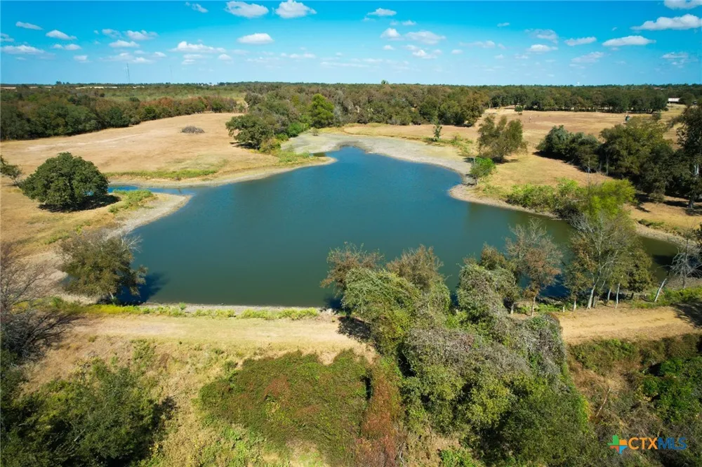 295 Goetz Rd Cameron, TX 76520