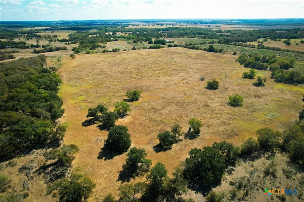 295 Goetz Rd Cameron, TX 76520