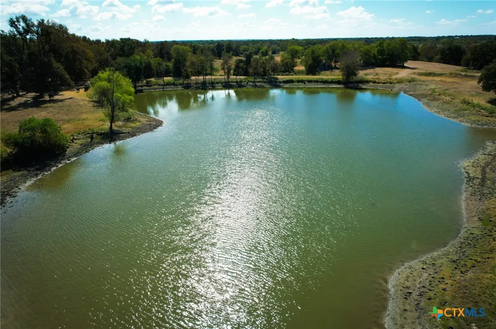 295 Goetz Rd Cameron, TX 76520