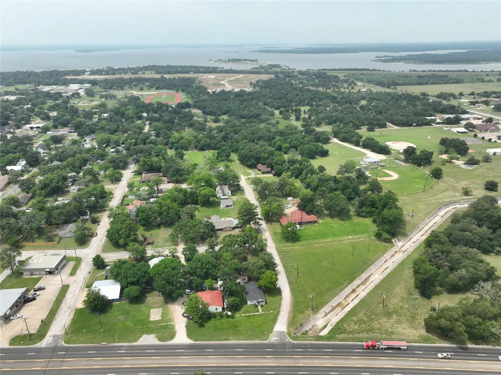 17066 State Highway 36 S Somerville, TX 77879