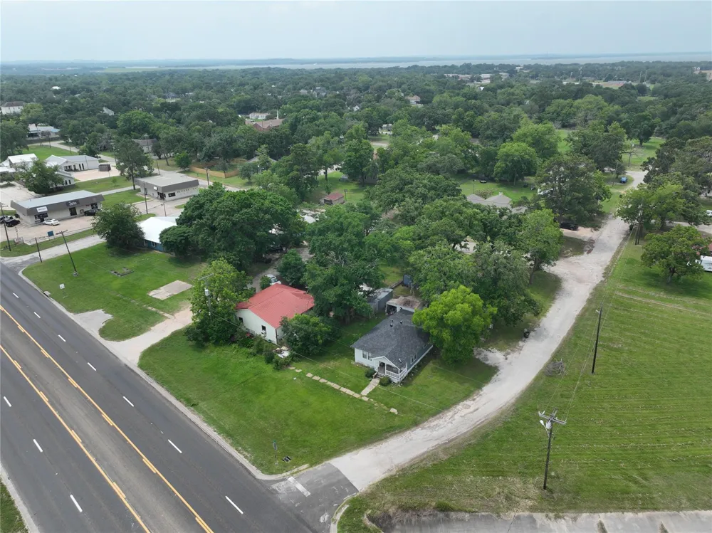 17066 State Highway 36 S Somerville, TX 77879