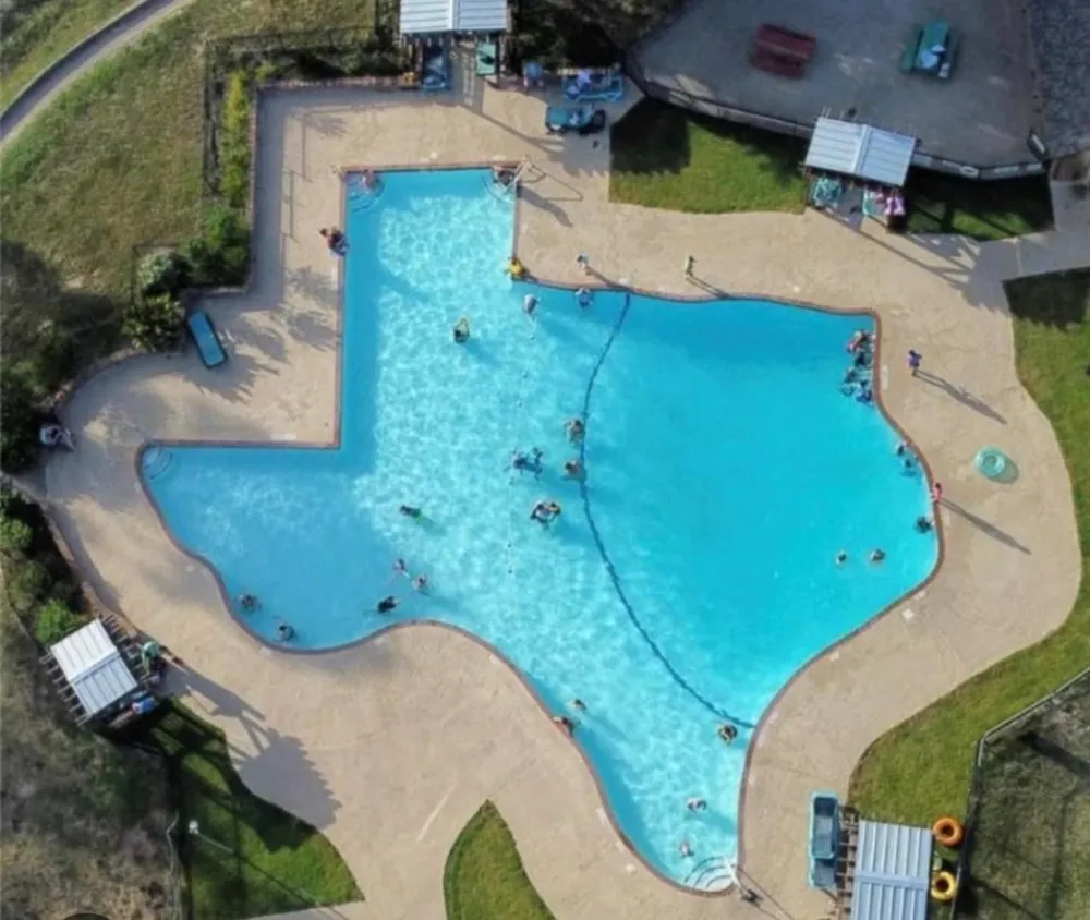 27 Hickory Lane Normangee, TX 77871