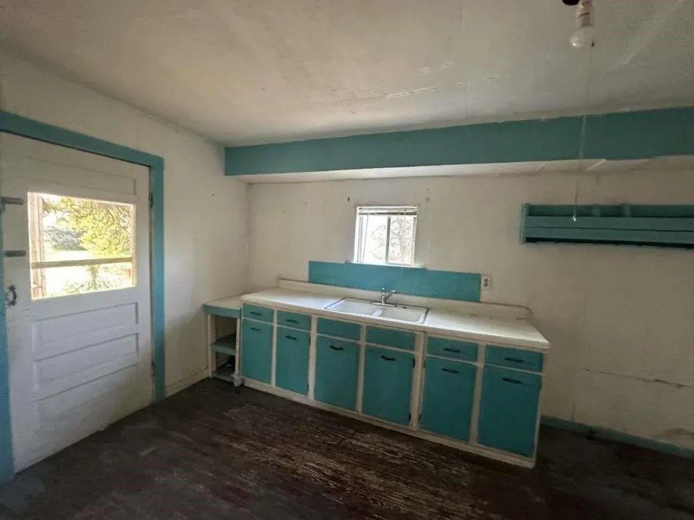 9830 Fm 621 Martindale, TX 78655