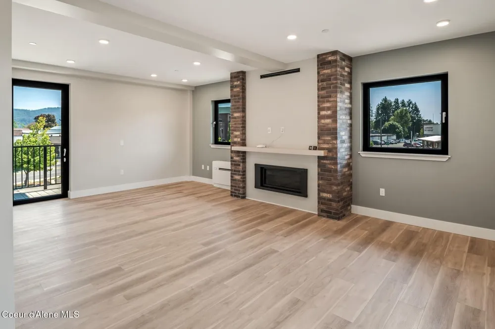 503 Cedar Street ##203 Sandpoint, ID 83864